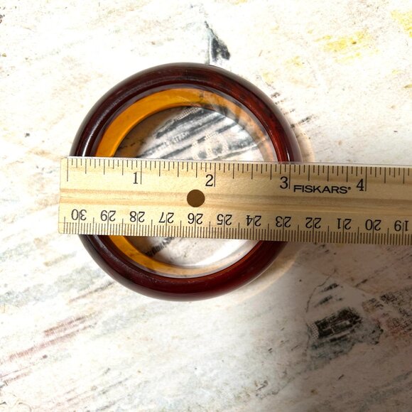 Bold Vintage Heavy Amber Iced Tea Domed Lucite Wide Bangle Bracelet Mod - Picture 5 of 11